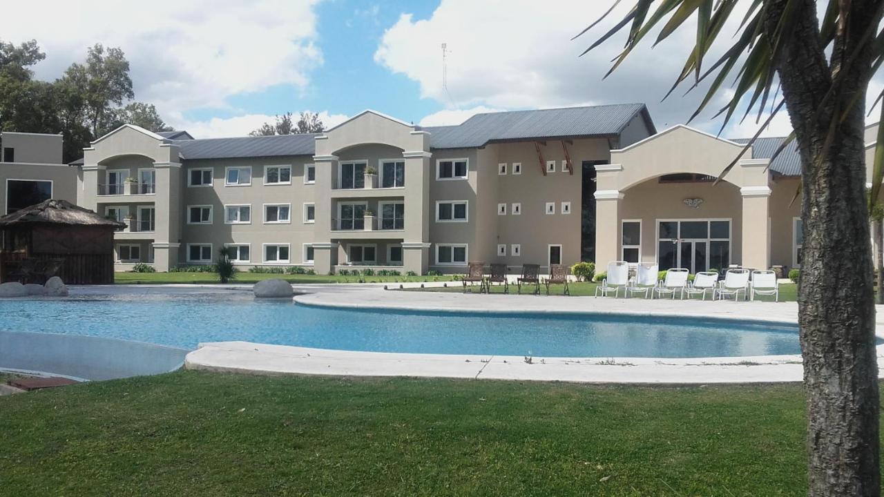 Howard Johnson Resort & Convention Center Ezeiza Kültér fotó