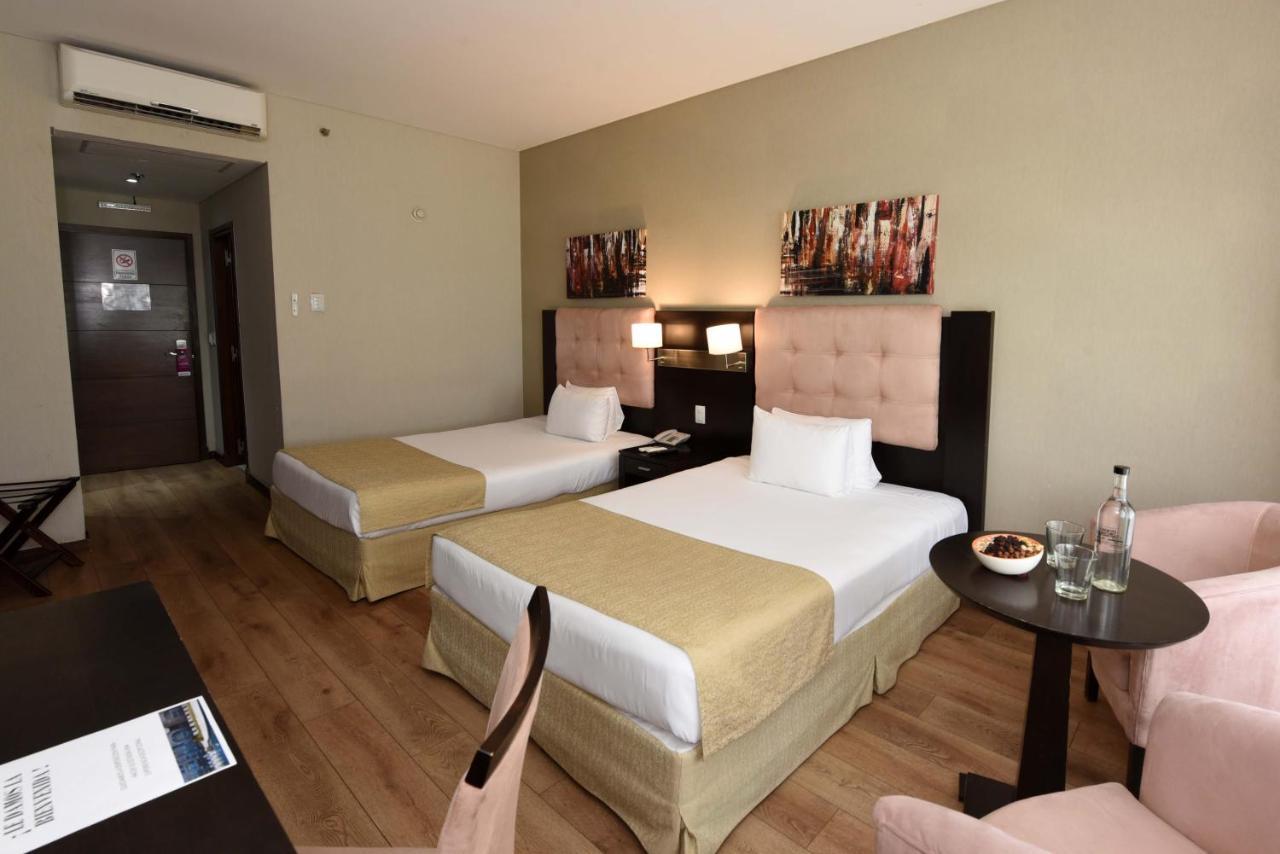 Howard Johnson Resort & Convention Center Ezeiza Kültér fotó