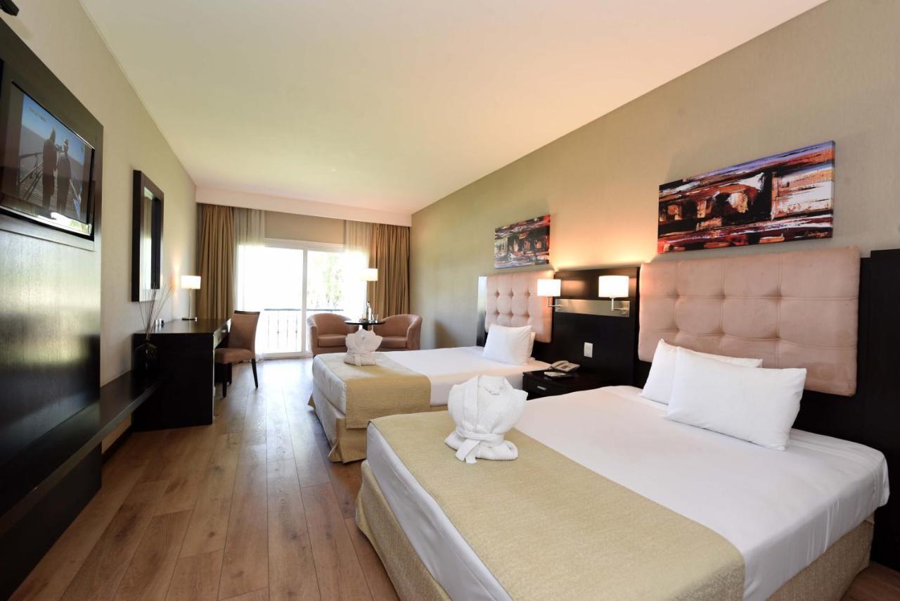 Howard Johnson Resort & Convention Center Ezeiza Kültér fotó