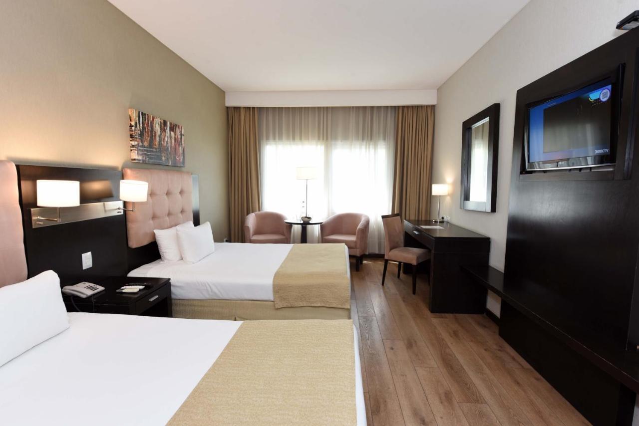 Howard Johnson Resort & Convention Center Ezeiza Kültér fotó