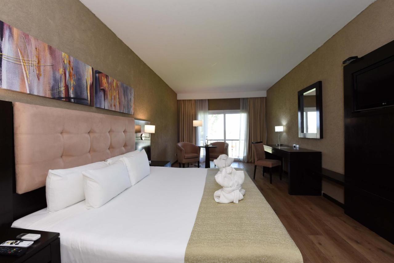 Howard Johnson Resort & Convention Center Ezeiza Kültér fotó