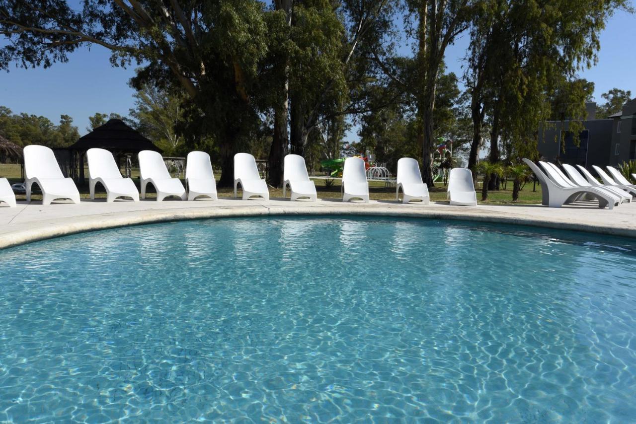 Howard Johnson Resort & Convention Center Ezeiza Kültér fotó