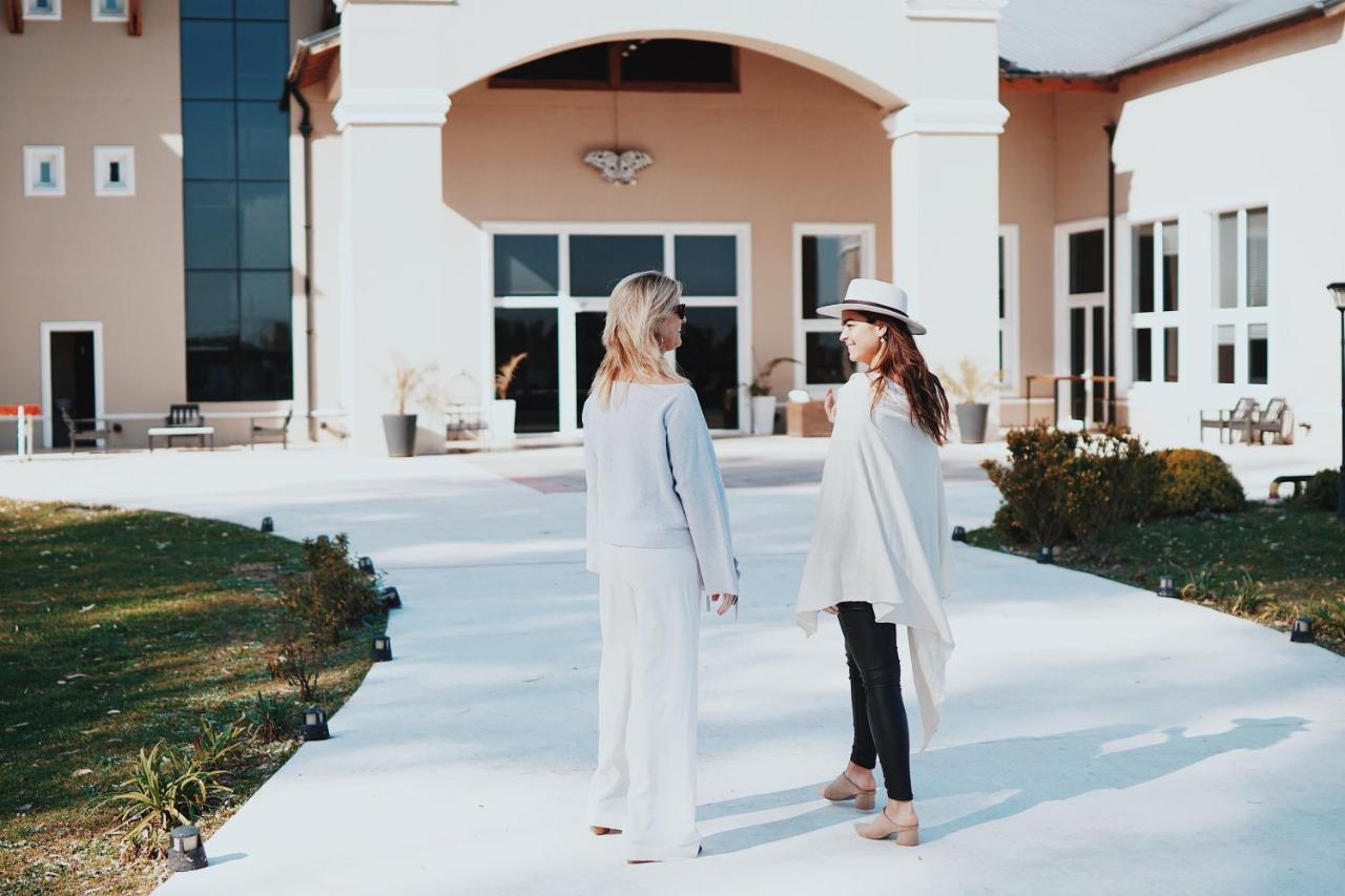 Howard Johnson Resort & Convention Center Ezeiza Kültér fotó